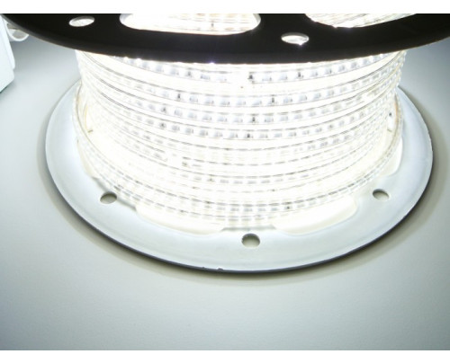 LED pásek 230V3-120 voděodolná studená bílá